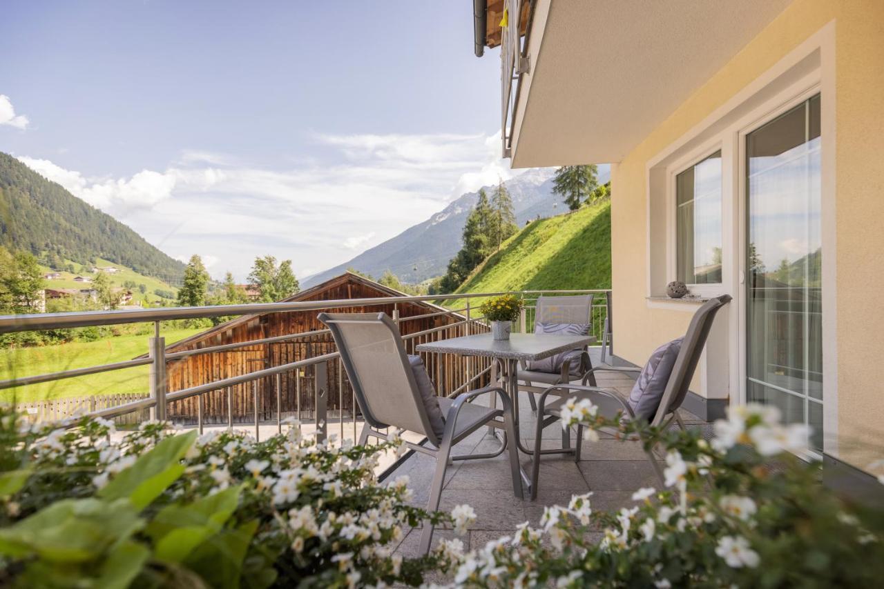 Apartments Nadine Neustift im Stubaital Exterior photo
